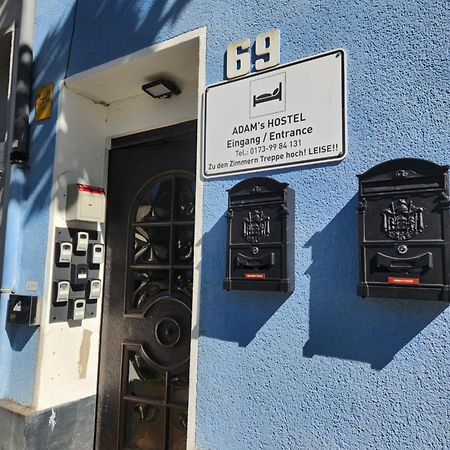 Adam'S Hostel - Self Check-In & Only Private Rooms Dusseldorf Bagian luar foto